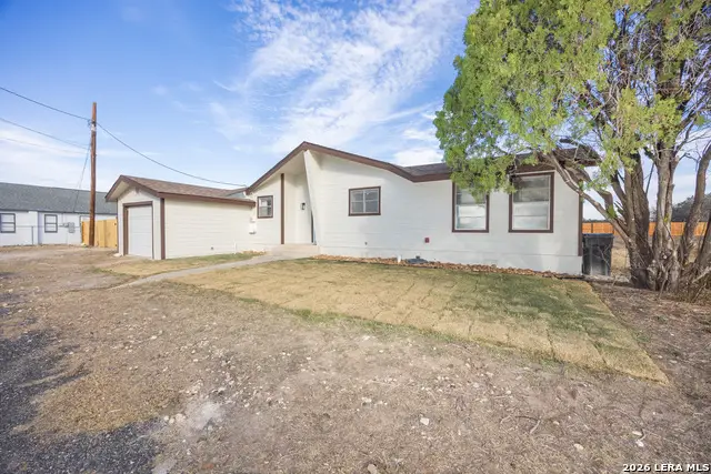 523A Rossville, Devine, TX 78016 - #2