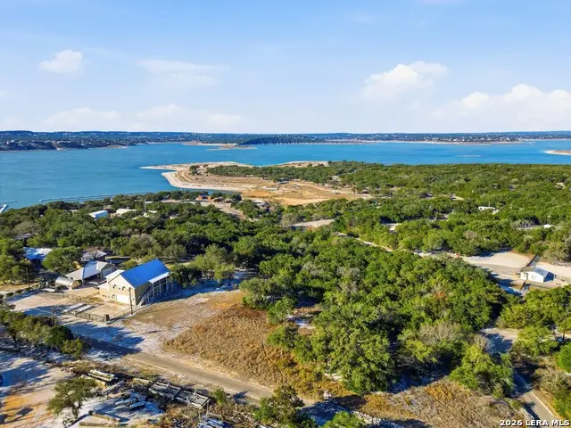 1308 Sunny Side Dr, Canyon Lake, TX 78133 - Image #1