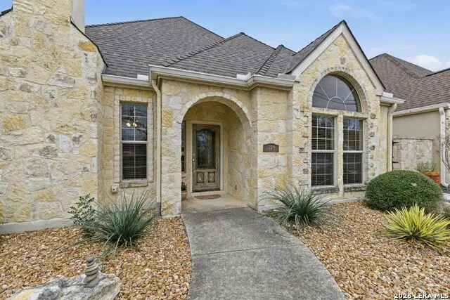 329 E Bandera, Boerne, TX 78006 - #2