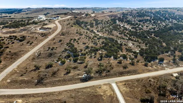 44 Falling Oak Dr, Blanco, TX 78606 - Image #2