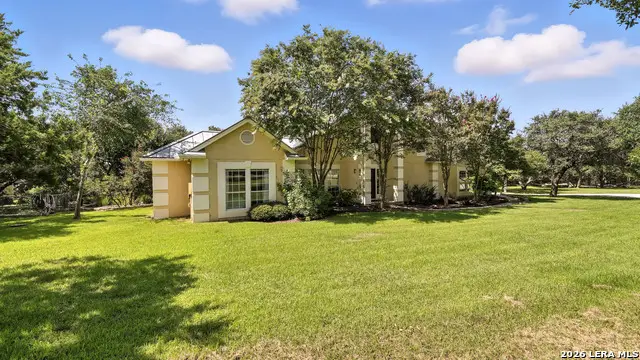 731 Vista, Canyon Lake, TX 78133 - Image #2