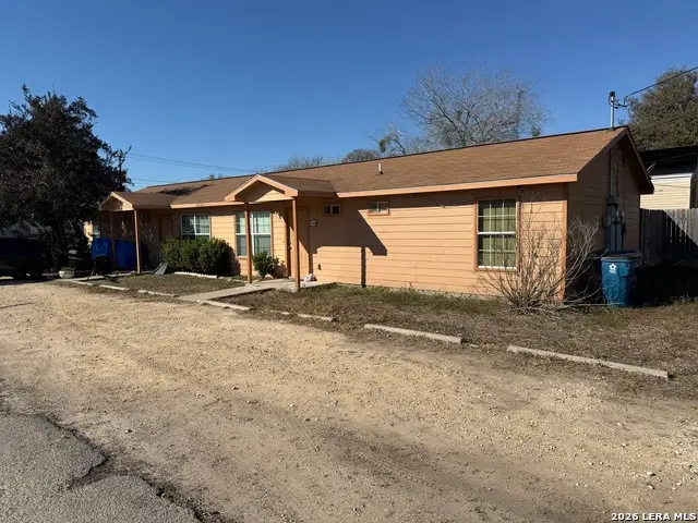 310 S Hermann Ave, Three Rivers, TX 78071 - #1