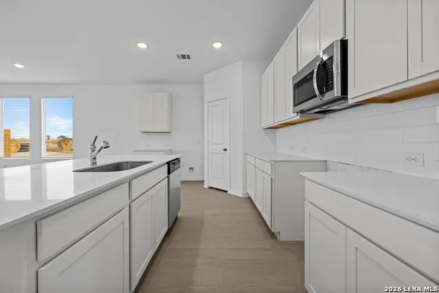 1906 Wood Warbler, New Braunfels, TX 78130 - Image #2