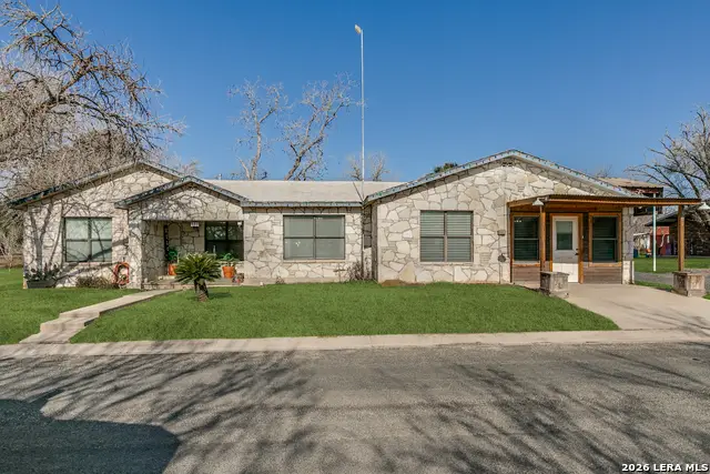 501 Green St., Poth, TX 78147 - #2