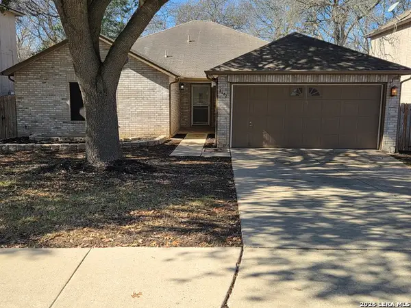 8642 Park Olympia, Universal City, TX 78148