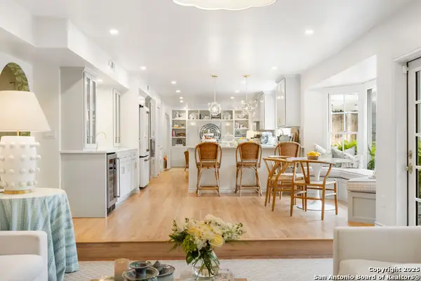 647 Terrell Road, San Antonio, TX 78209