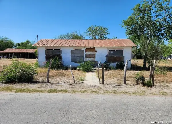 506-600 N Cotulla, Carrizo Springs, TX 78834
