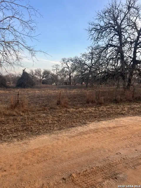 475 Roemer, Floresville, TX 78114 - #2