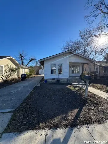 942 W Lynwood, San Antonio, TX 78201 - Image #2