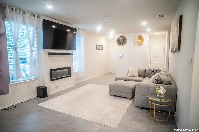 14839 Vance Jackson #UNIT 701, San Antonio, TX 78249 - Image #2