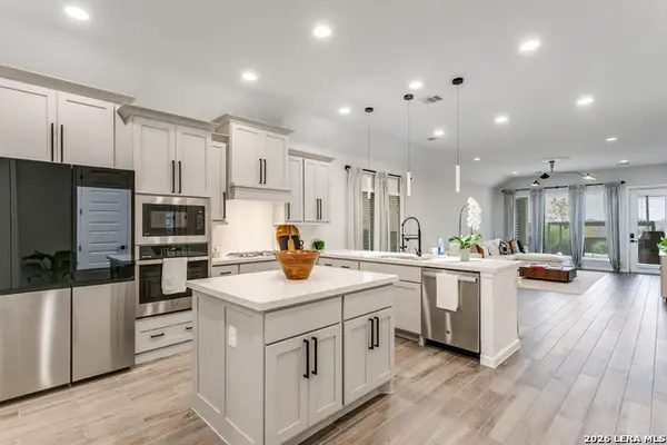 2134 Knippa, San Antonio, TX 78253