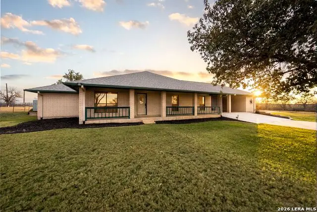 14320 La Vernia Rd, Saint Hedwig, TX 78152 - Image #3