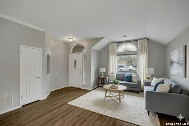 906 Visor Dr, San Antonio, TX 78258 - Image #2