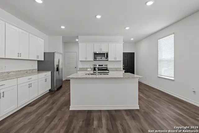 4125 Bermuda Ln, Seguin, TX 78155 - Image #2