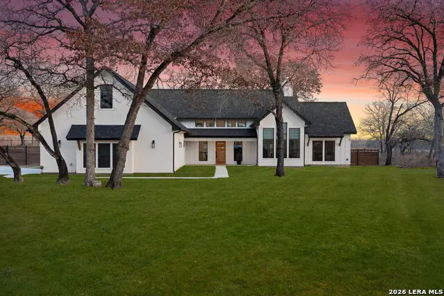 200 Oak Fields Dr.,, Floresville, TX 78114 - #3