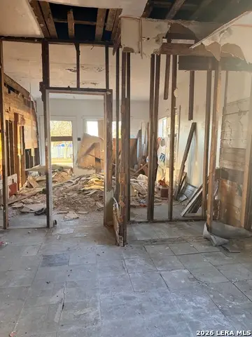 126 Stratford, San Antonio, TX 78223 - #1