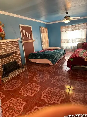 3903 Houston, San Antonio, TX 78207 - #3