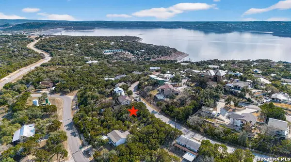 528 Highland Heights, Canyon Lake, TX 78133