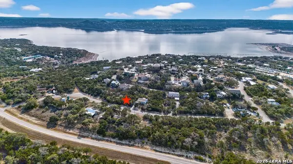 1135 Spitz Kegel View Drive, Canyon Lake, TX 78133