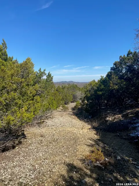 117 Sparrow Hawk Trail, Boerne, TX 78006 - Image #3