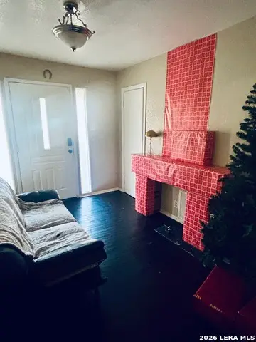 1923 Dahlgreen, San Antonio, TX 78237 - #3