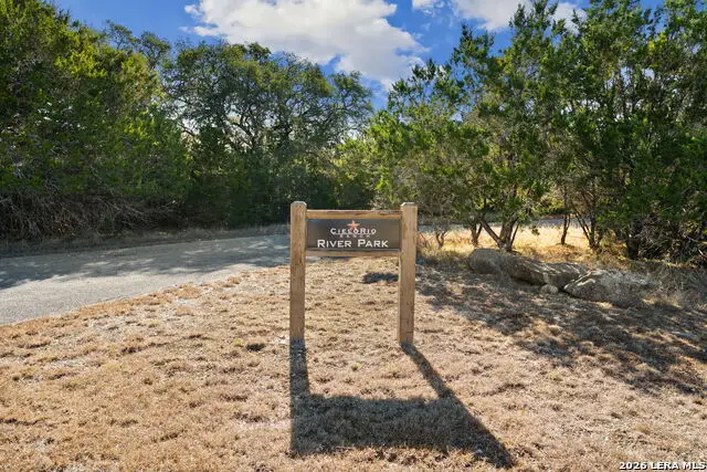 180 La Vista Ct, Pipe Creek, TX 78063 - #3