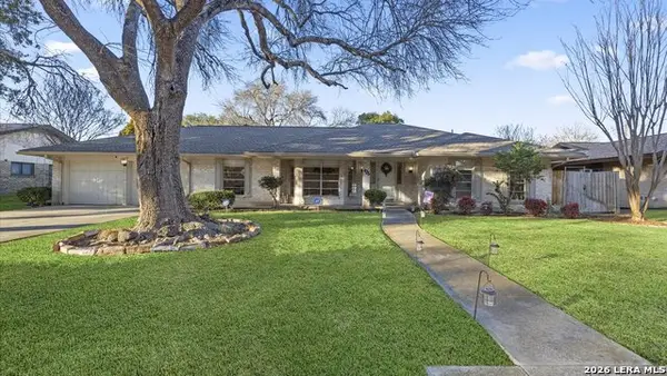 425 Crestwind, Windcrest, TX 78239