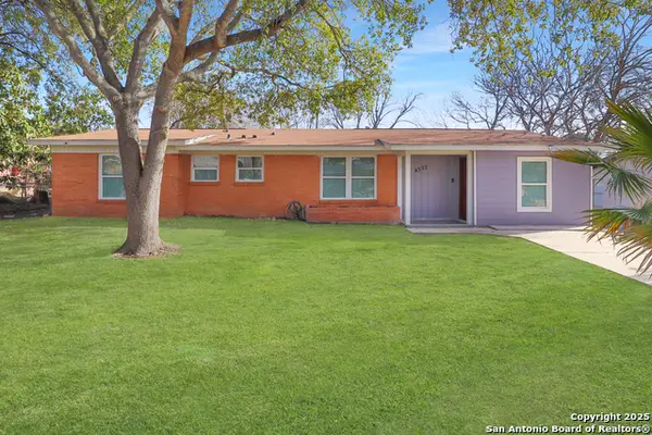 4322 Waikiki, San Antonio, TX 78218