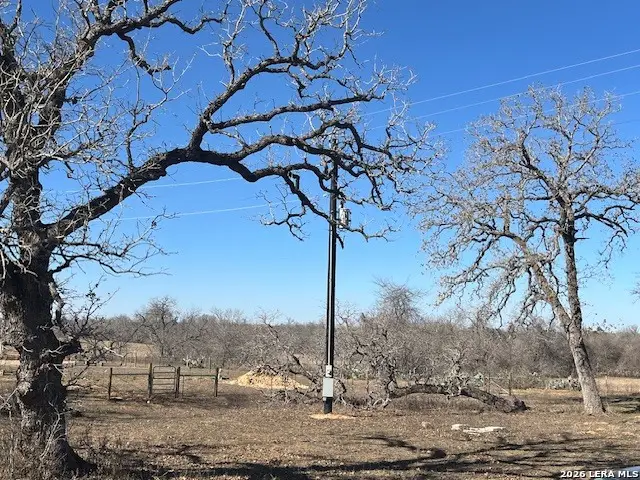 3090 County Road 442, Stockdale, TX 78160 - #3