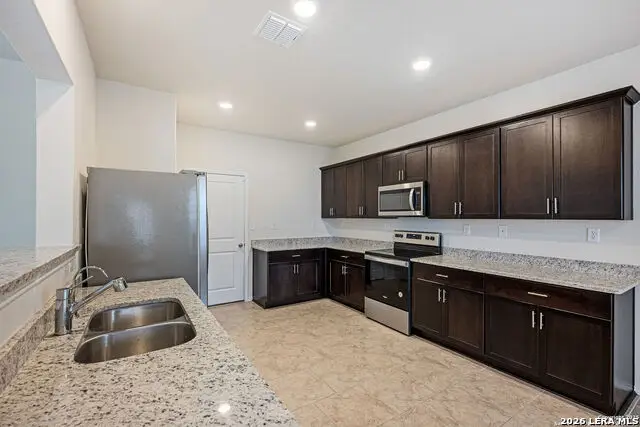 10622 Rayburn Landing, San Antonio, TX 78252 - Image #3