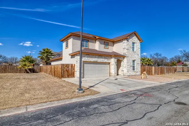 106 Sutton Pl., Uvalde, TX 78801 - #2