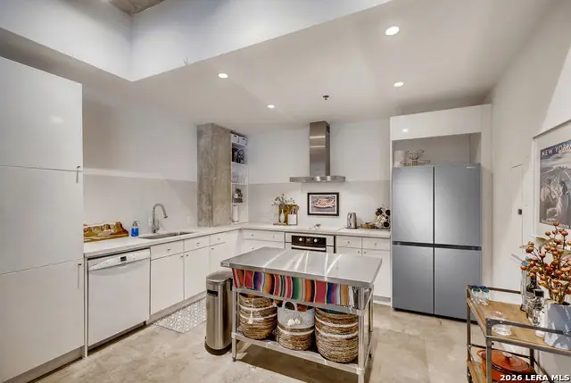 1115 S Alamo #2205, San Antonio, TX 78210 - #3