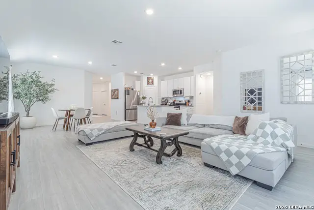 10626 Erinita, Converse, TX 78109 - Image #3