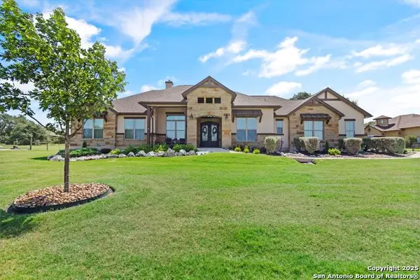 1186 Via Principale, New Braunfels, TX 78132