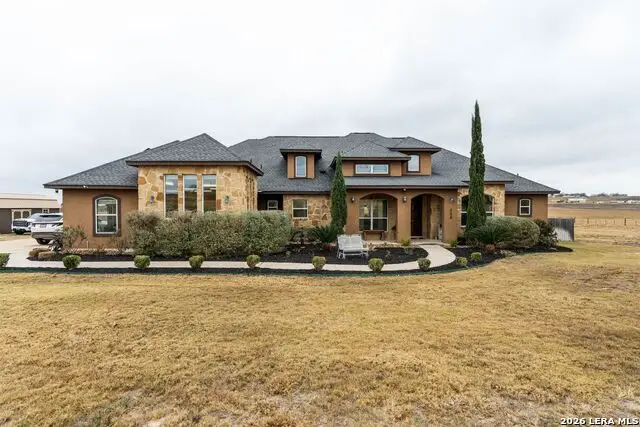 258 Triple R, La Vernia, TX 78121 - #1