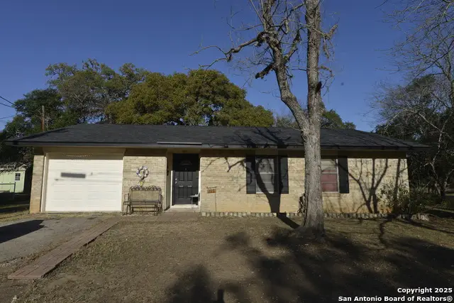 207 Hackberry, Bandera, TX 78003 - #1