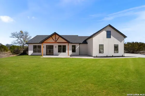 473 Highland Meadows, Bandera, TX 78003