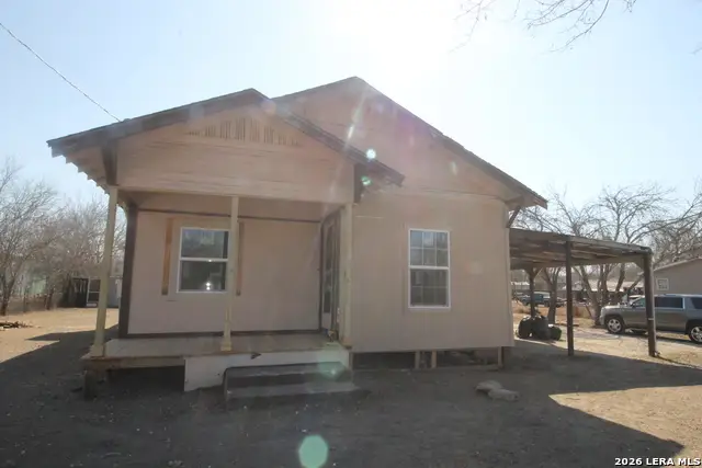 536 W Villaret, San Antonio, TX 78221 - Image #2