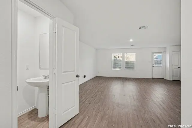 5459 Daphne Path, San Antonio, TX 78253 - Image #3