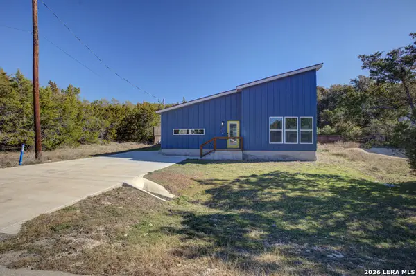 1827 Live Oak, Canyon Lake, TX 78133