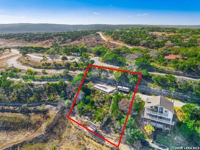 273 Plum Cove Rd, Lakehills, TX 78063 - #2