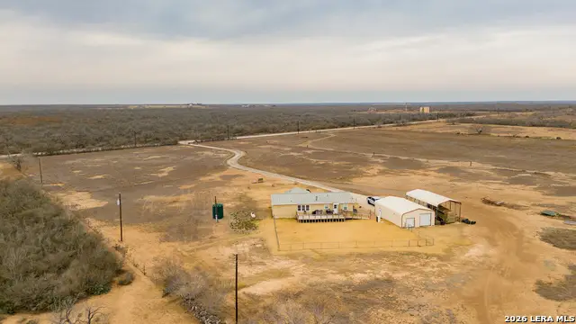 905 County Road 341, Jourdanton, TX 78026 - #2