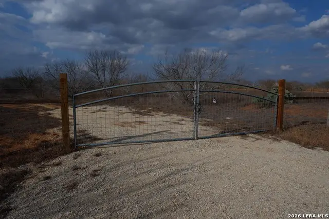 8846 Fm 140, Charlotte, TX 78011 - #2