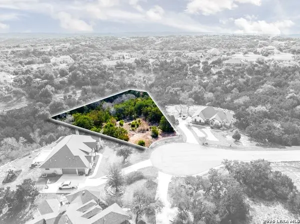 1820 Mountain Springs, Canyon Lake, TX 78133