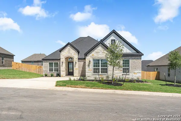 290 Lawrence Drive, Castroville, TX 78009