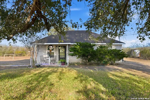 3260 Hwy 281, George West, TX 78022 - #1