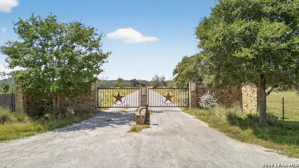 14 Joshua Ranch, Comfort, TX 78013