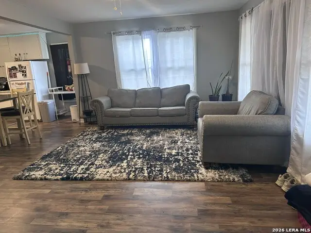 105 E Huebinger, Marion, TX 78124 - #3