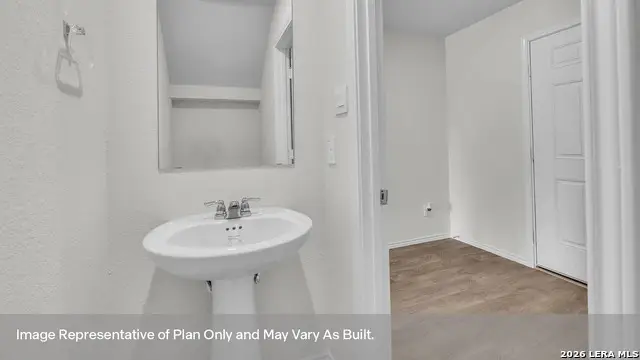 2121 Windflower Lane, Luling, TX 78648 - #3