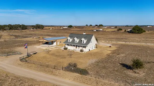 932 County Road 761, Devine, TX 78016 - #1